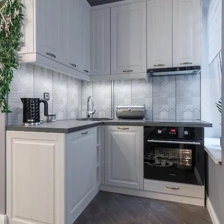 Apartment Dandelion In The Heart Of